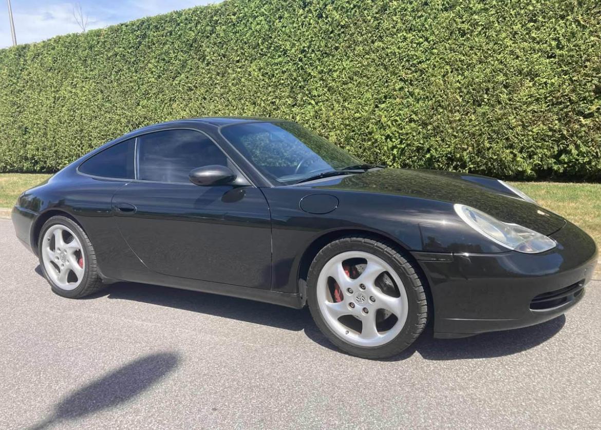 Porsche Carrera 1999 à Lévis, QC