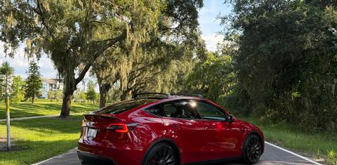 Tesla Model Y 2022