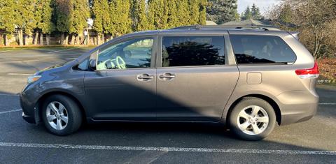 Toyota Sienna 2013