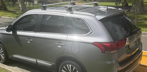 Mitsubishi OUTLANDER 2019