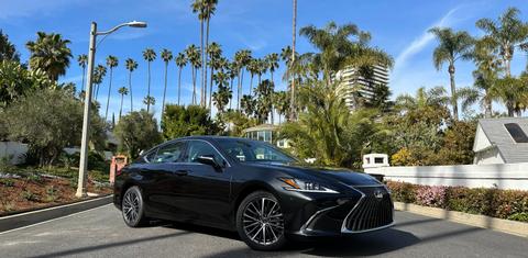 Lexus ES 2023