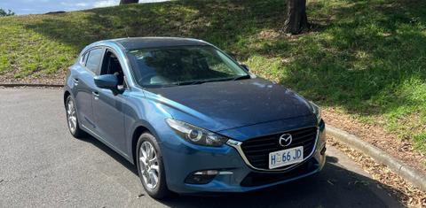 Mazda MAZDA3 2018