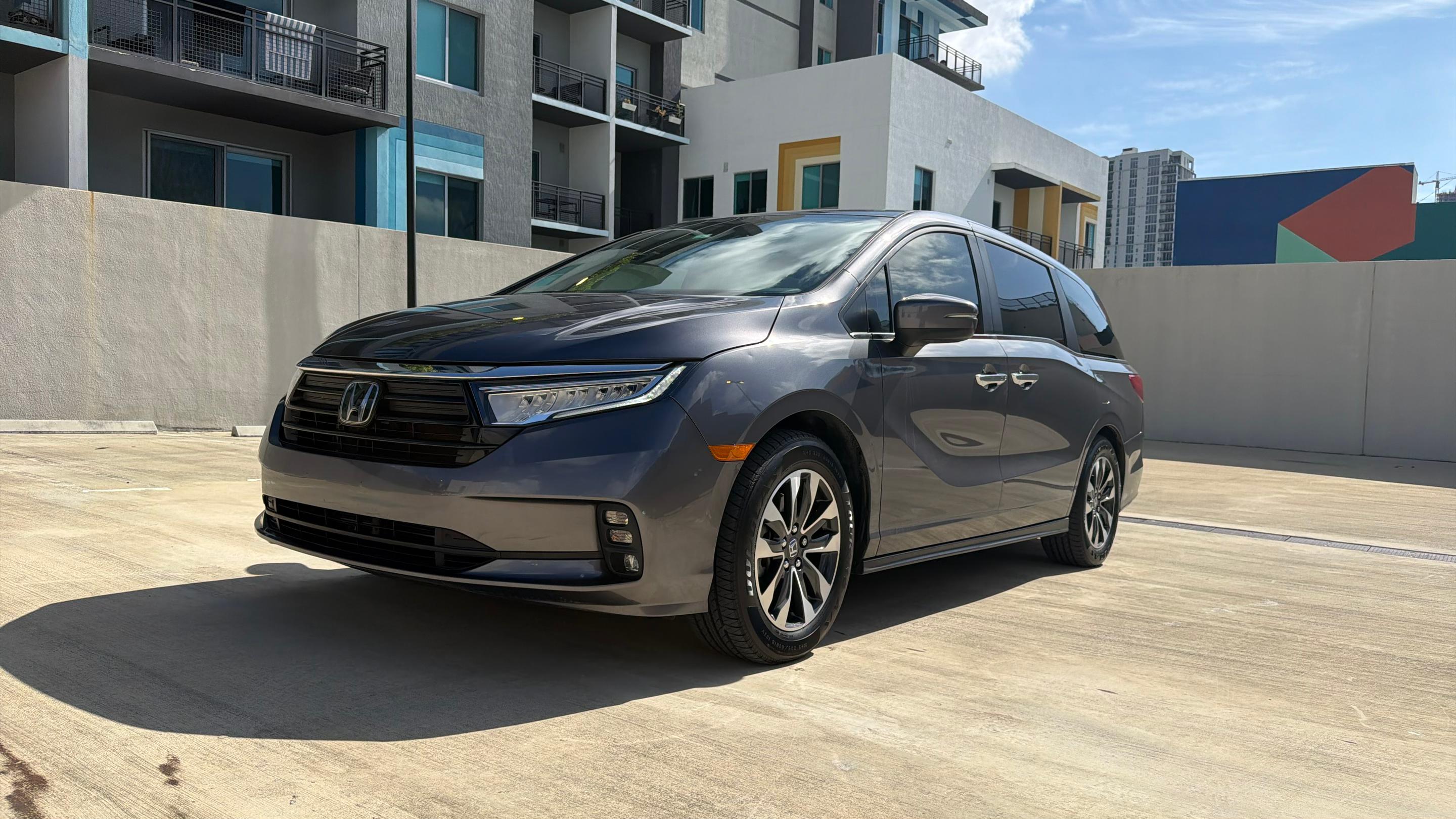 Honda Odyssey 2024 in Miami, FL