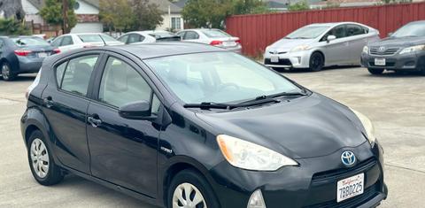 Toyota Prius c 2013