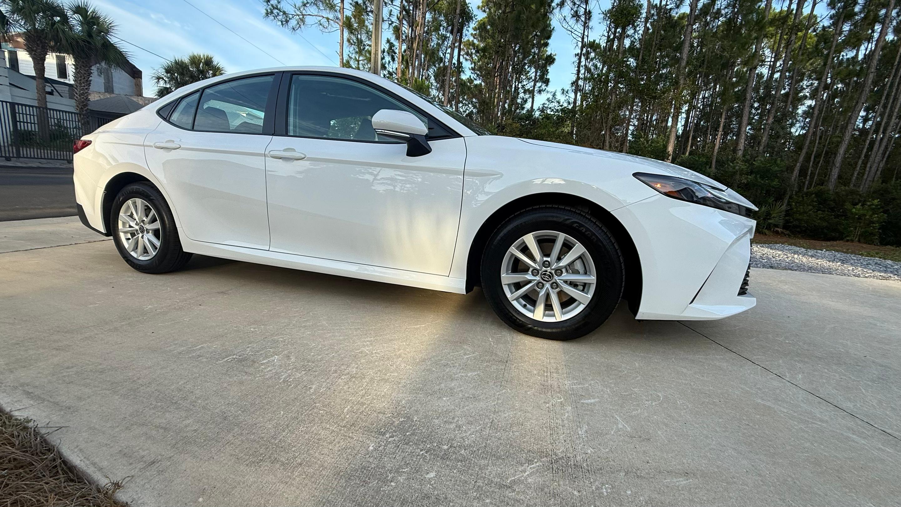 Toyota Camry Hybrid 2026 in Miramar Beach, FL