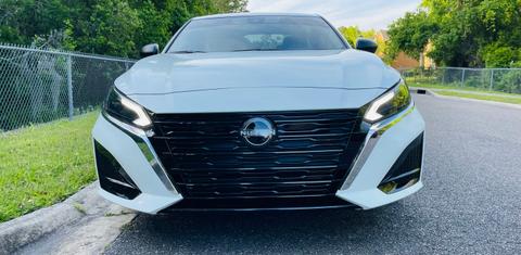 Nissan Altima 2025