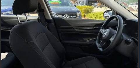 Nissan Altima 2024