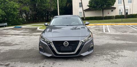 Nissan Altima 2020