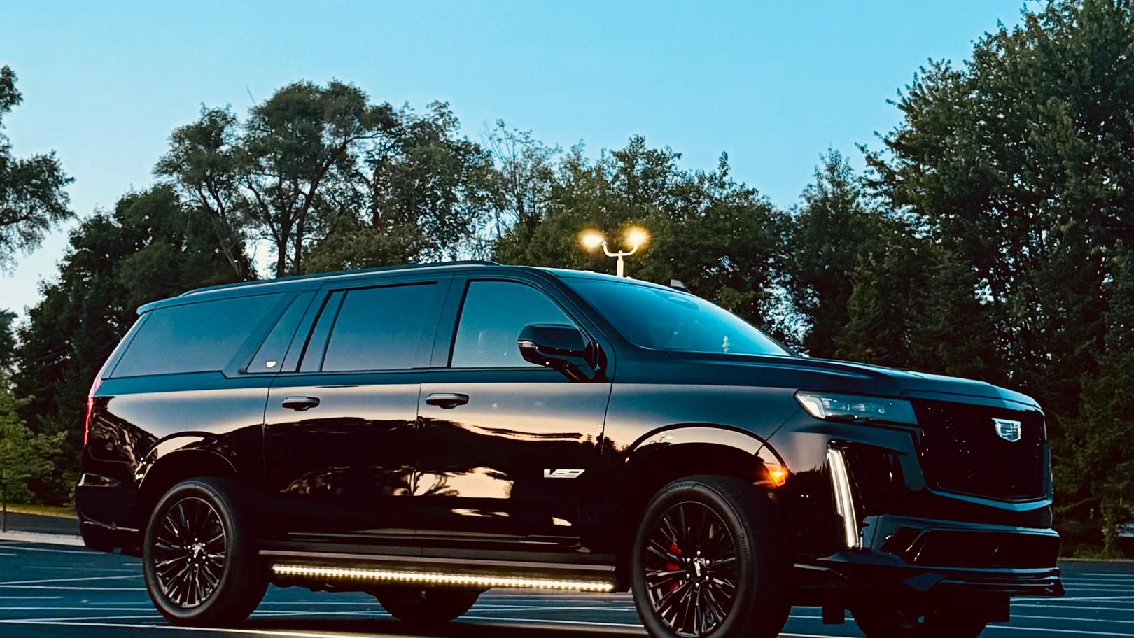 Cadillac Escalade ESV 2024 in Portage, MI