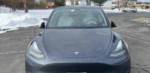 Tesla Model Y 2023