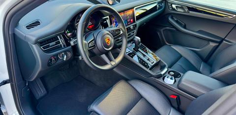 Porsche Macan 2024