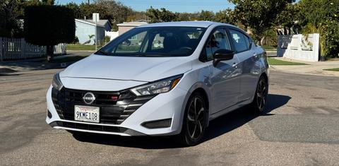 Nissan Versa 2024