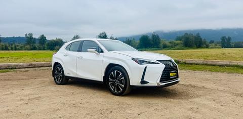 Lexus UX 2022
