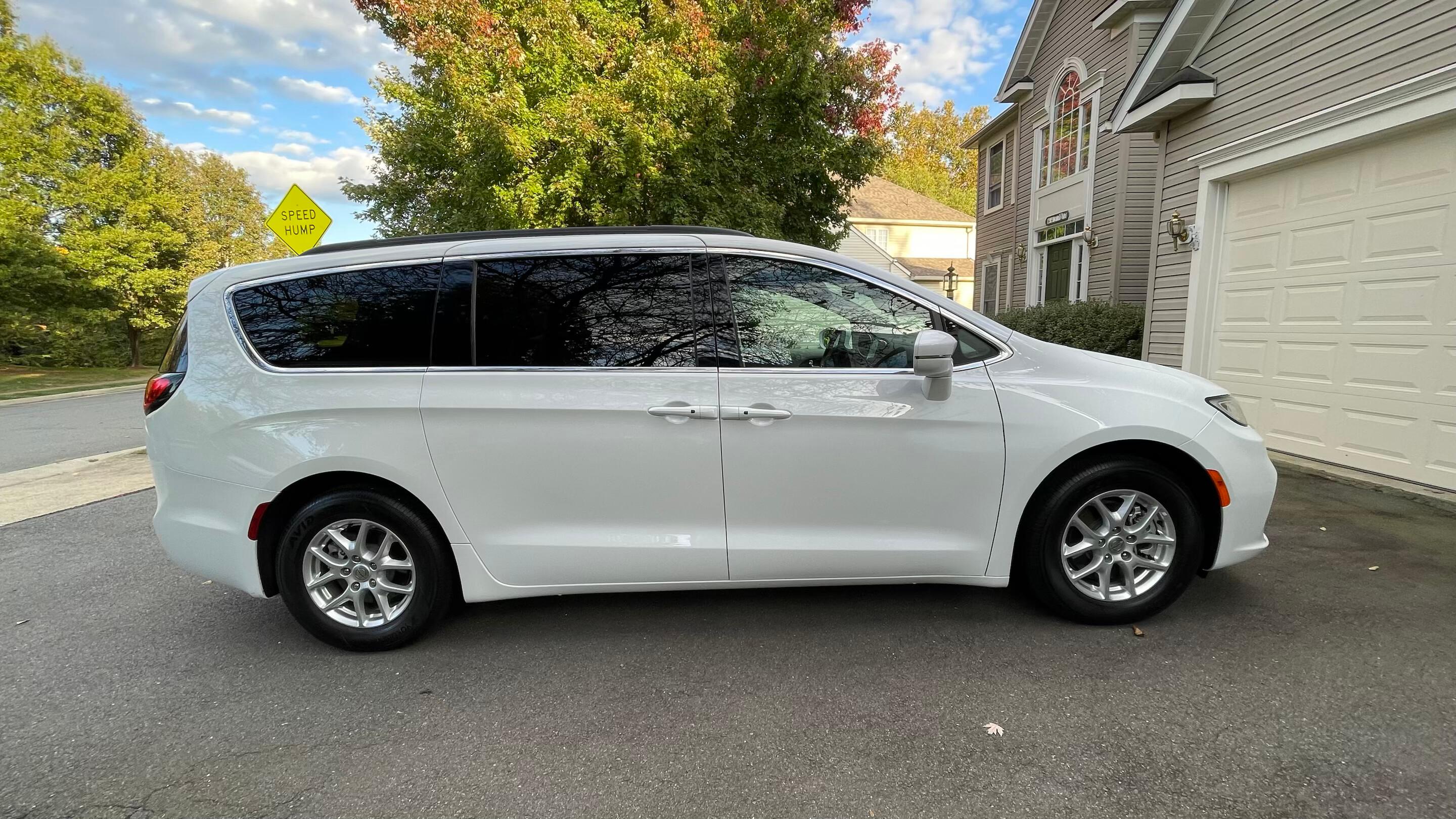 Chrysler Pacifica 2022 in Chantilly, VA