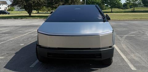 Tesla Cybertruck 2025
