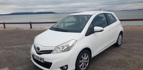Toyota YARIS 2013