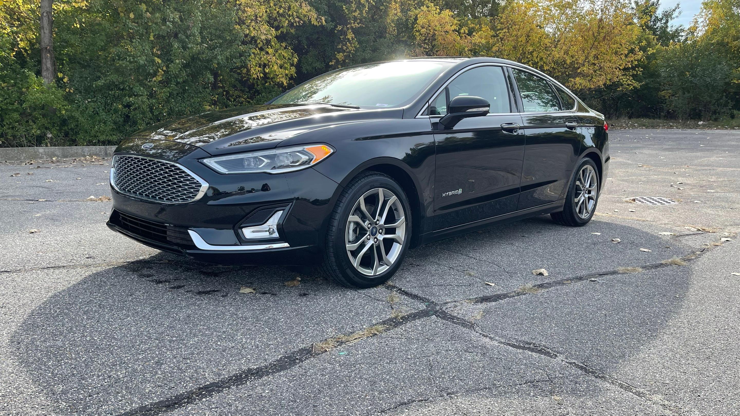 Ford Fusion Hybrid 2019 in Grand Rapids, MI