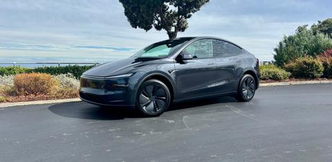Tesla Model Y 2026
