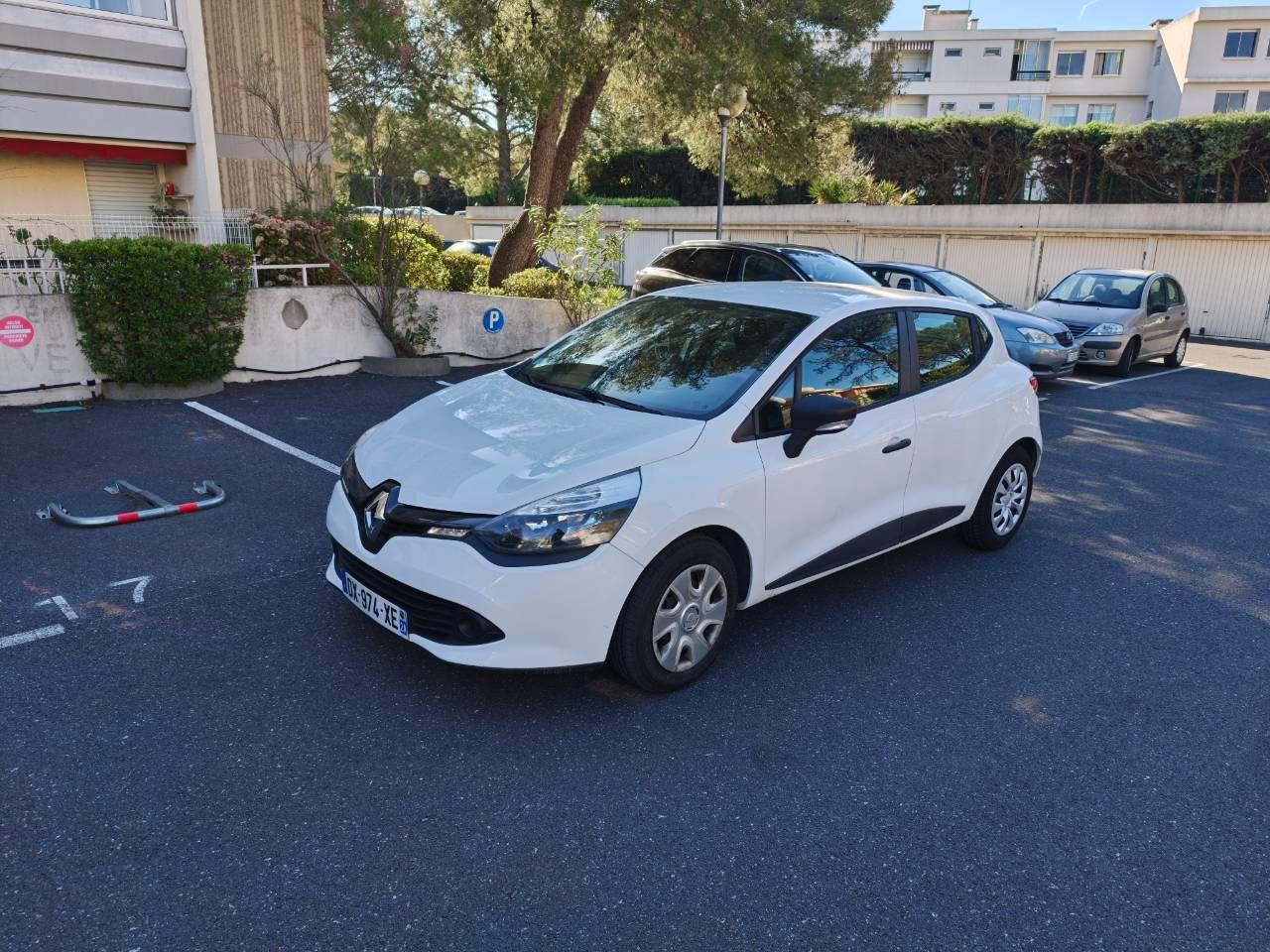Renault CLIO IV SOCIETE 2015 à Montpellier