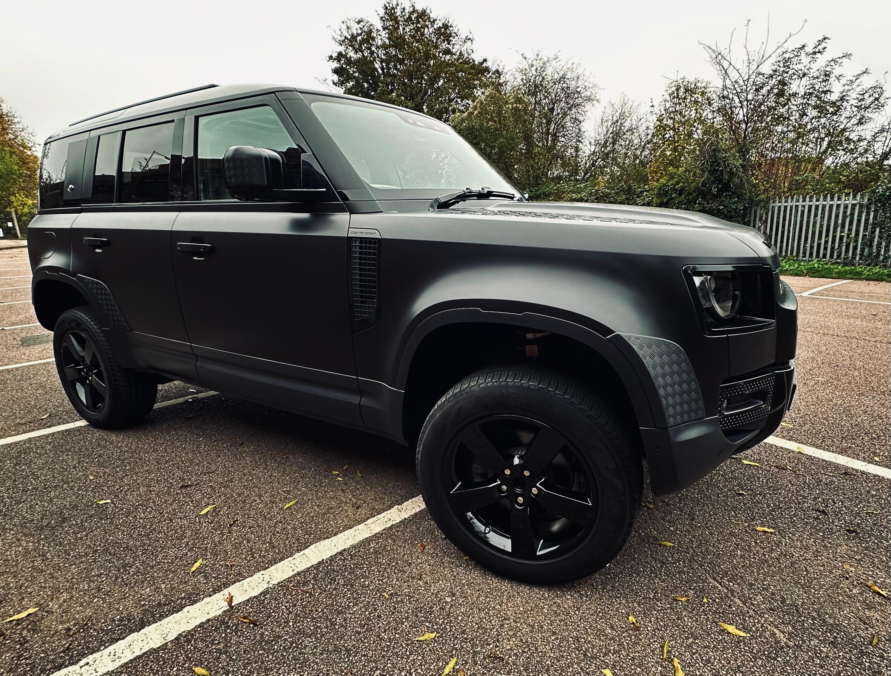 Land Rover 110 Defender 2020 in South Croydon