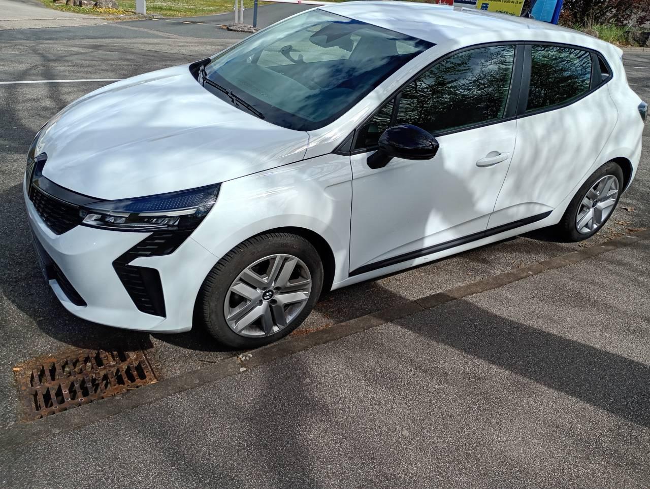 Renault CLIO V 2025 à Mâcon