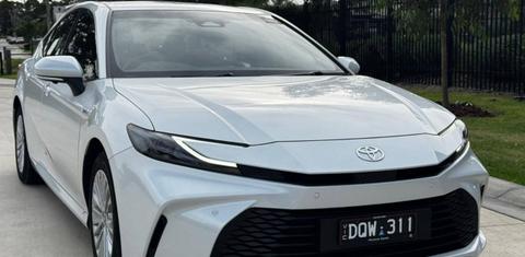 Toyota CAMRY 2025