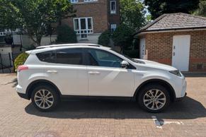 Toyota Rav-4 2016 in Kingston Upon Thames