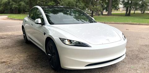 Tesla Model 3 2024