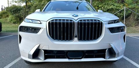 BMW X7 2025