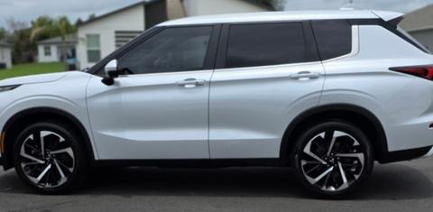 Mitsubishi Outlander 2024