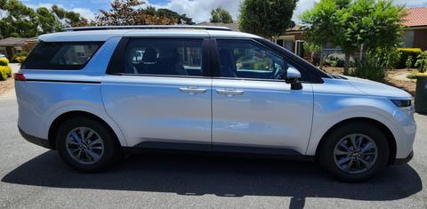 Kia CARNIVAL 2021