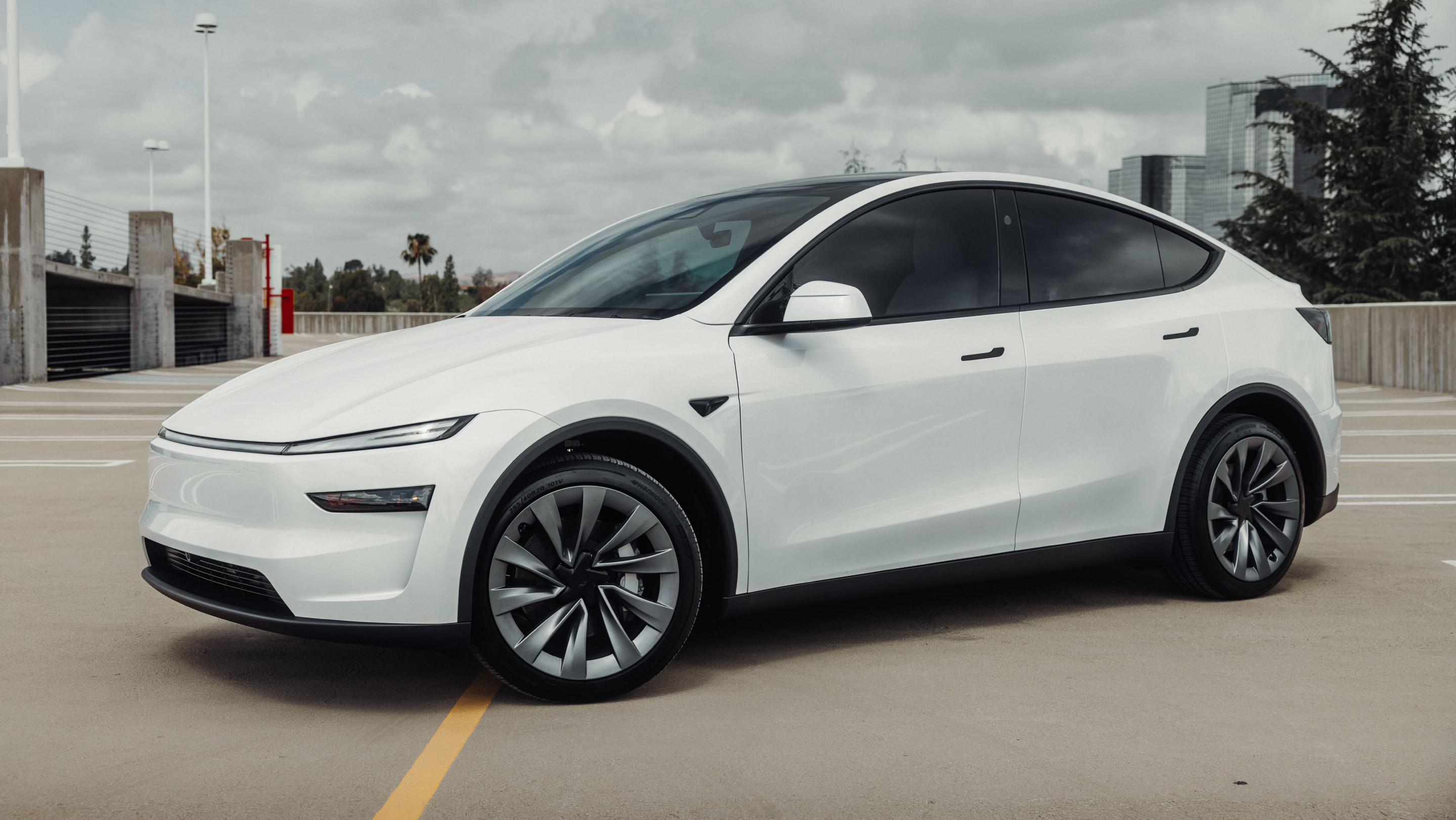 Tesla Model Y 2026 in Los Angeles, CA
