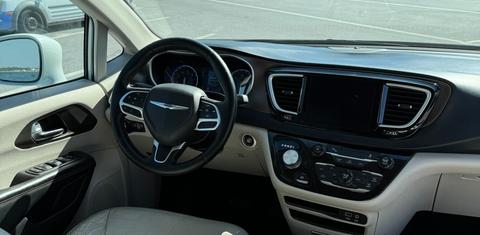 Chrysler Pacifica 2017