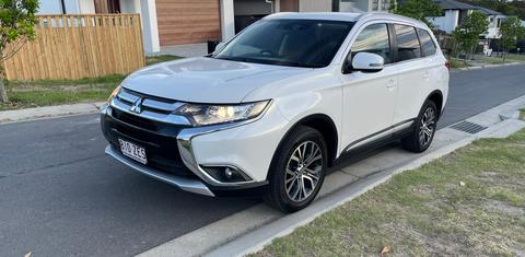 Mitsubishi OUTLANDER 2018