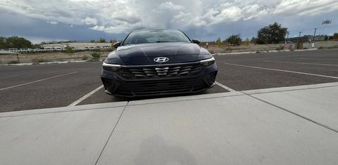 Hyundai Elantra 2024
