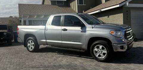 Toyota Tundra 2015