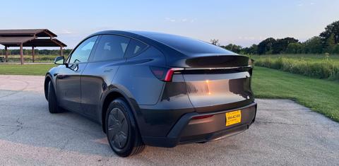Tesla Model Y 2026