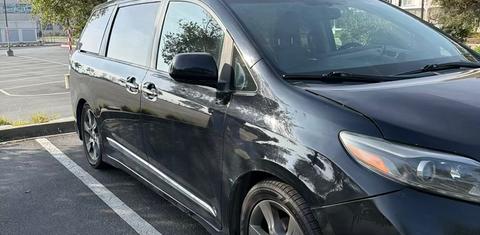 Toyota Sienna 2016