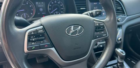 Hyundai Elantra 2017