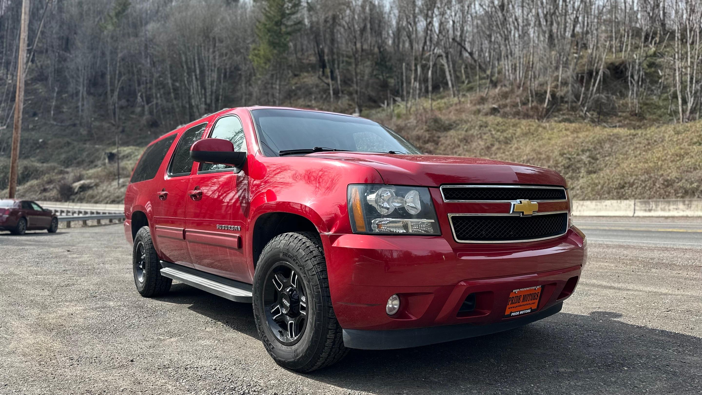 Chevrolet Suburban 2012 in 