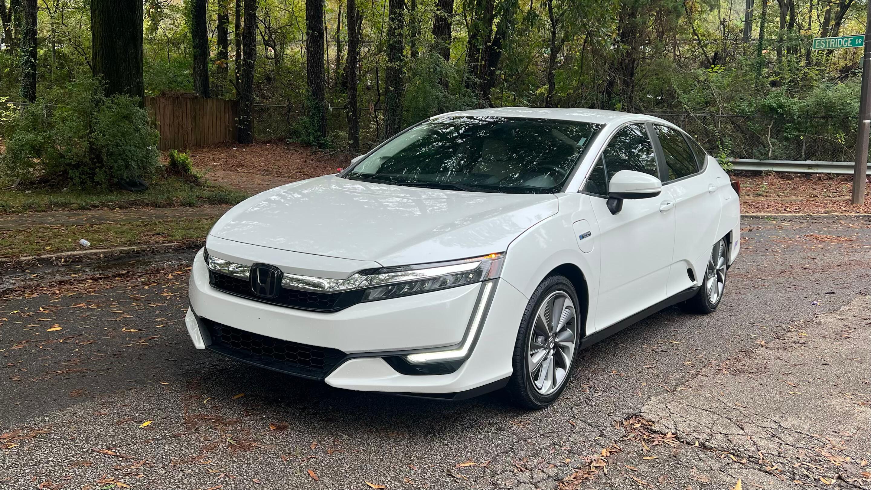 Honda Clarity Plug-In Hybrid 2018 in Memphis, TN