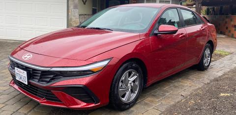 Hyundai Elantra 2025