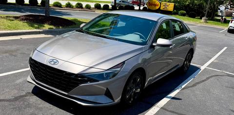 Hyundai Elantra 2023