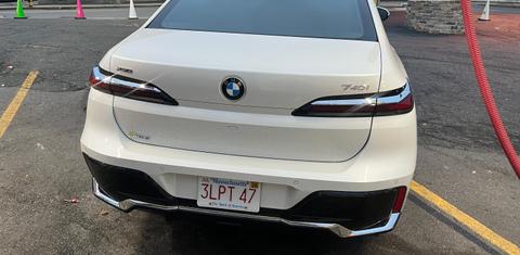 BMW 7 Series 2024