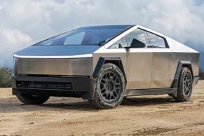 Tesla Cybertruck 2024 in Edison