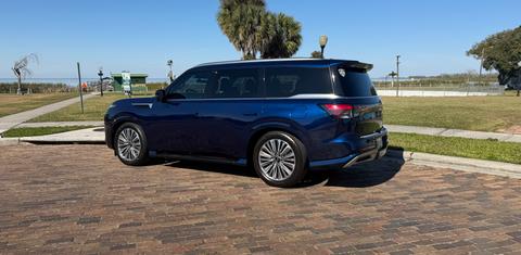 INFINITI QX80 2025