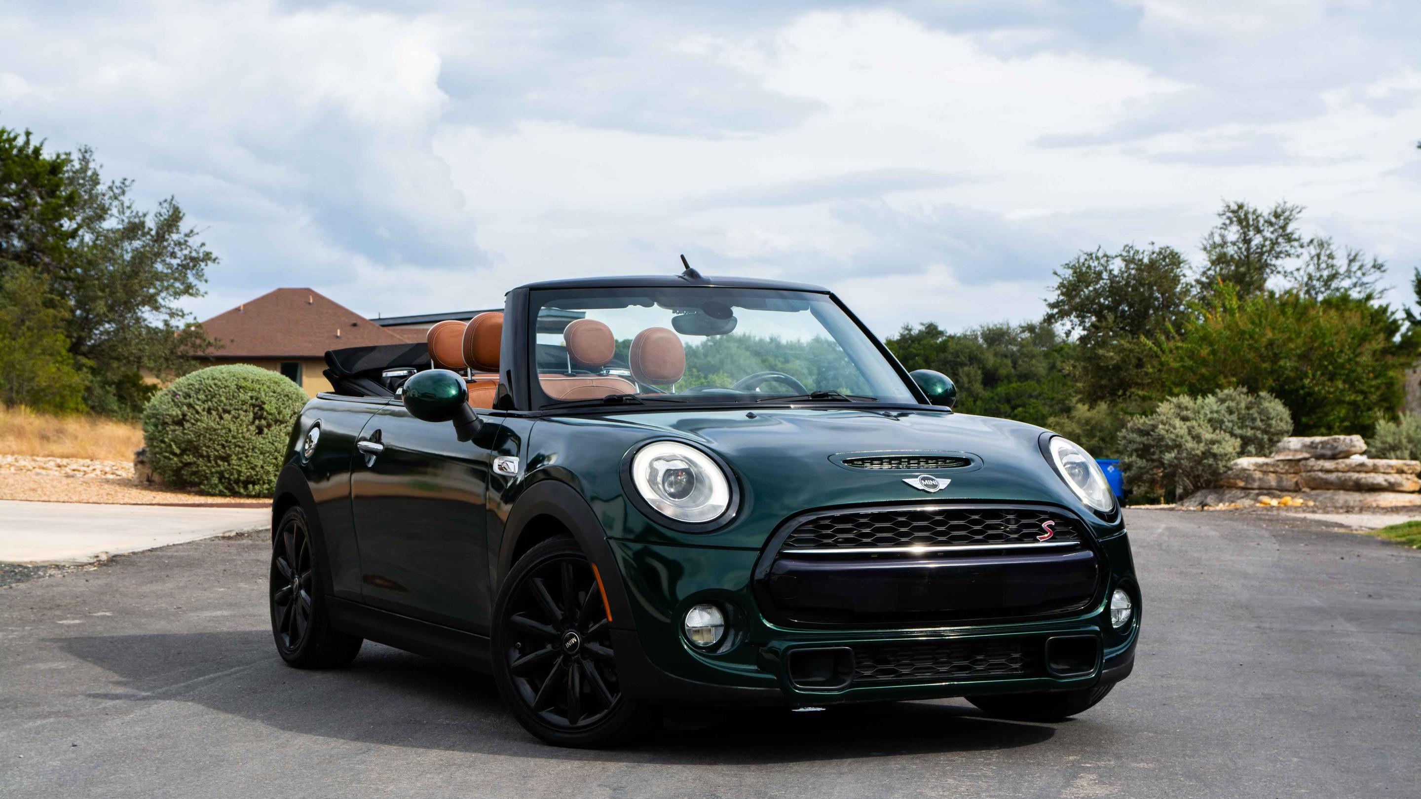 MINI Convertible 2016 in Austin, TX
