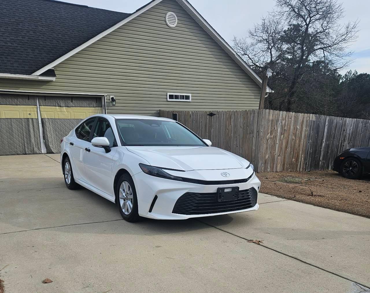 Toyota Camry Hybrid 2025 in 