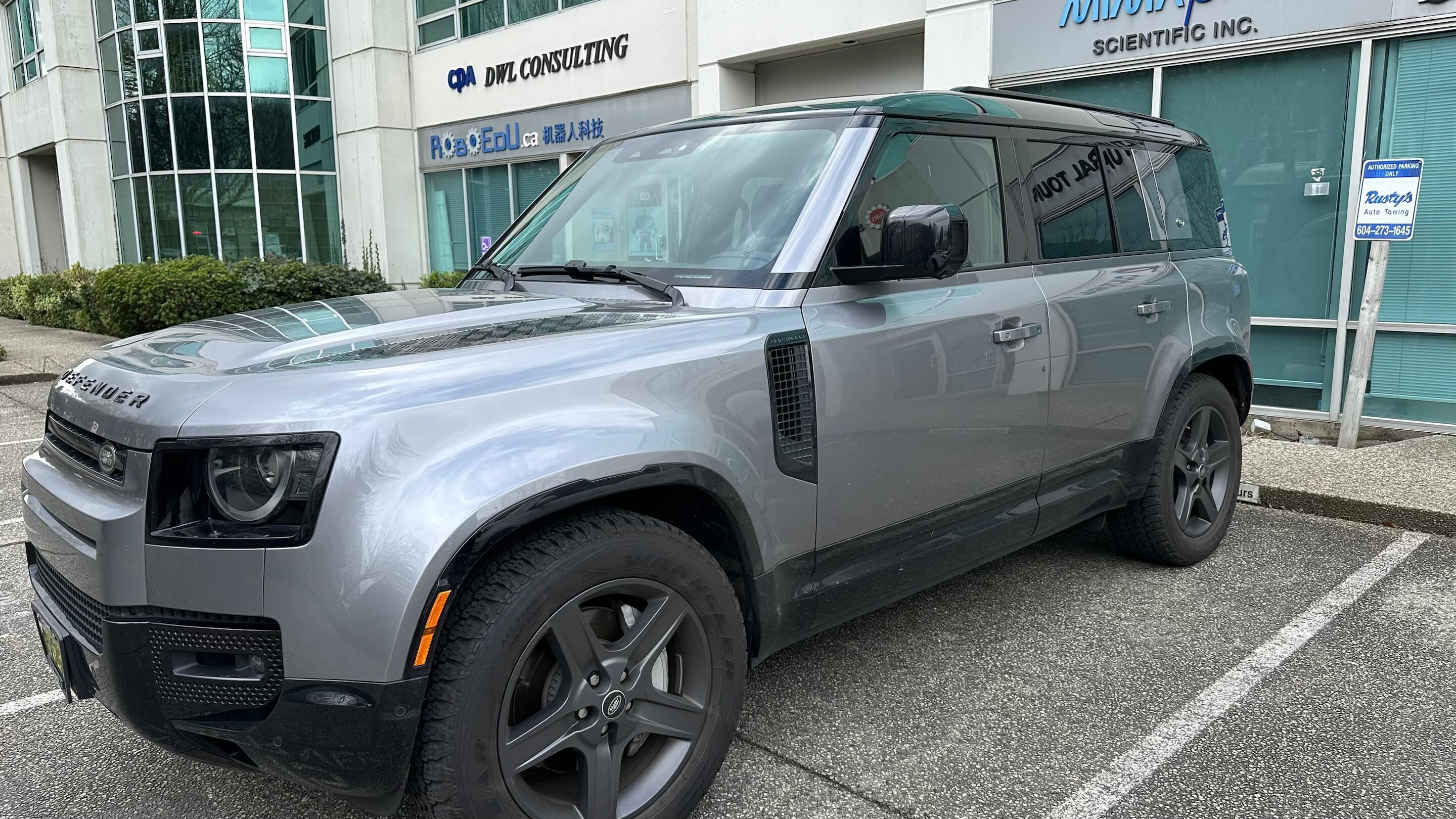 Land Rover Defender 2024 à Richmond, BC
