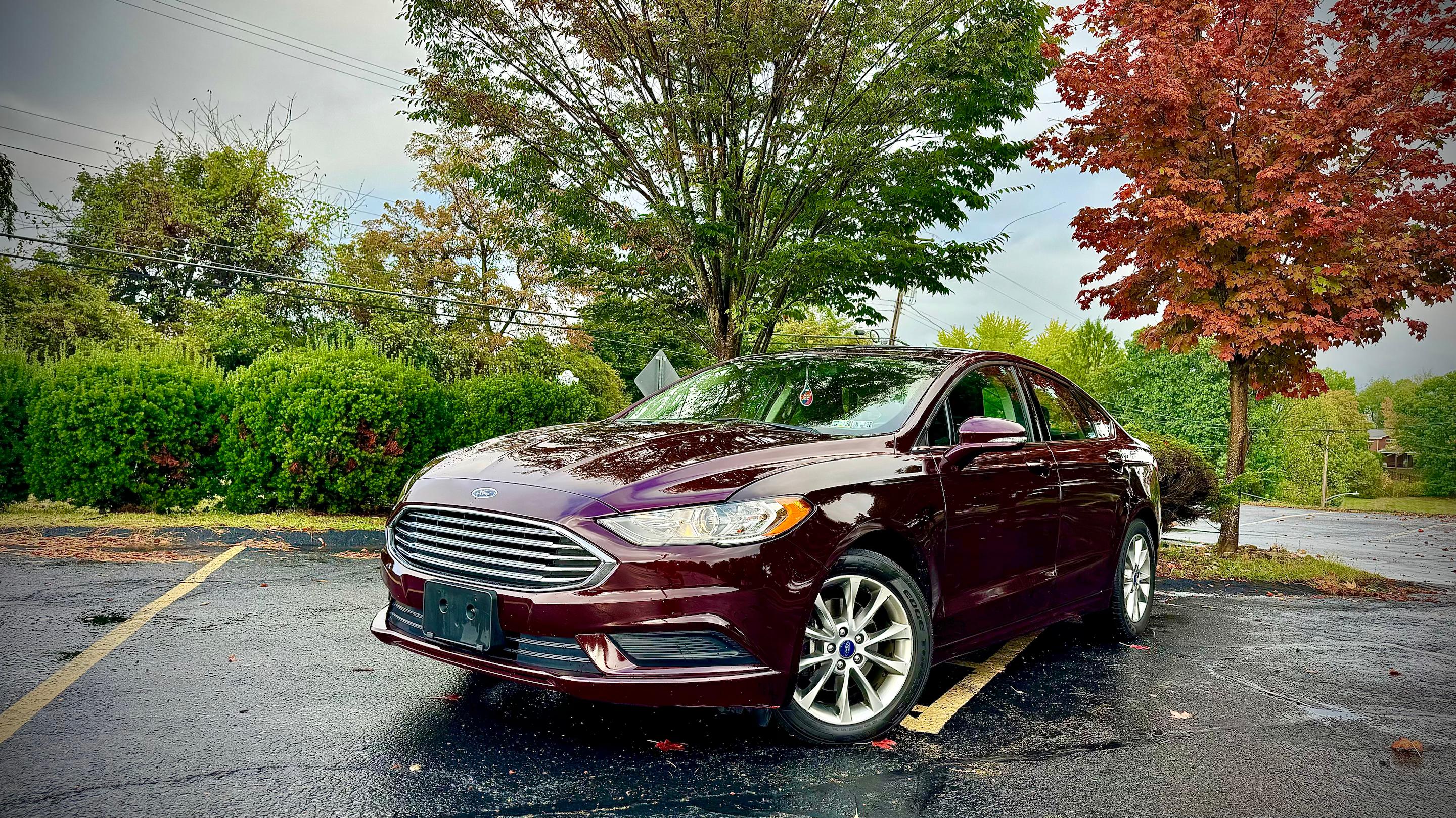 Ford Fusion Hybrid 2017 in Coraopolis, PA